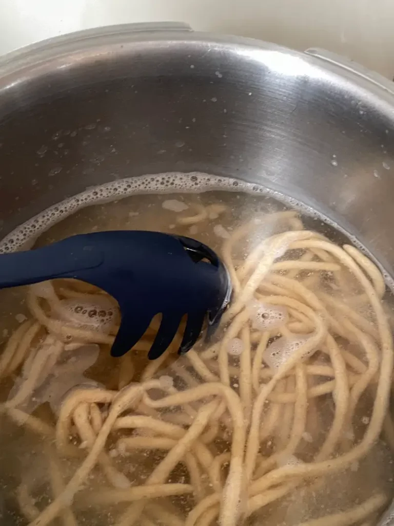 How to cook fresh pasta
